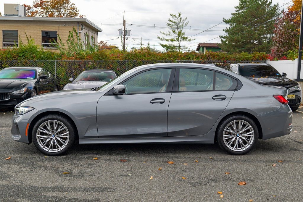 Used 2023 BMW 330i xDrive Sedan w/ Driving Assistance Package image 4