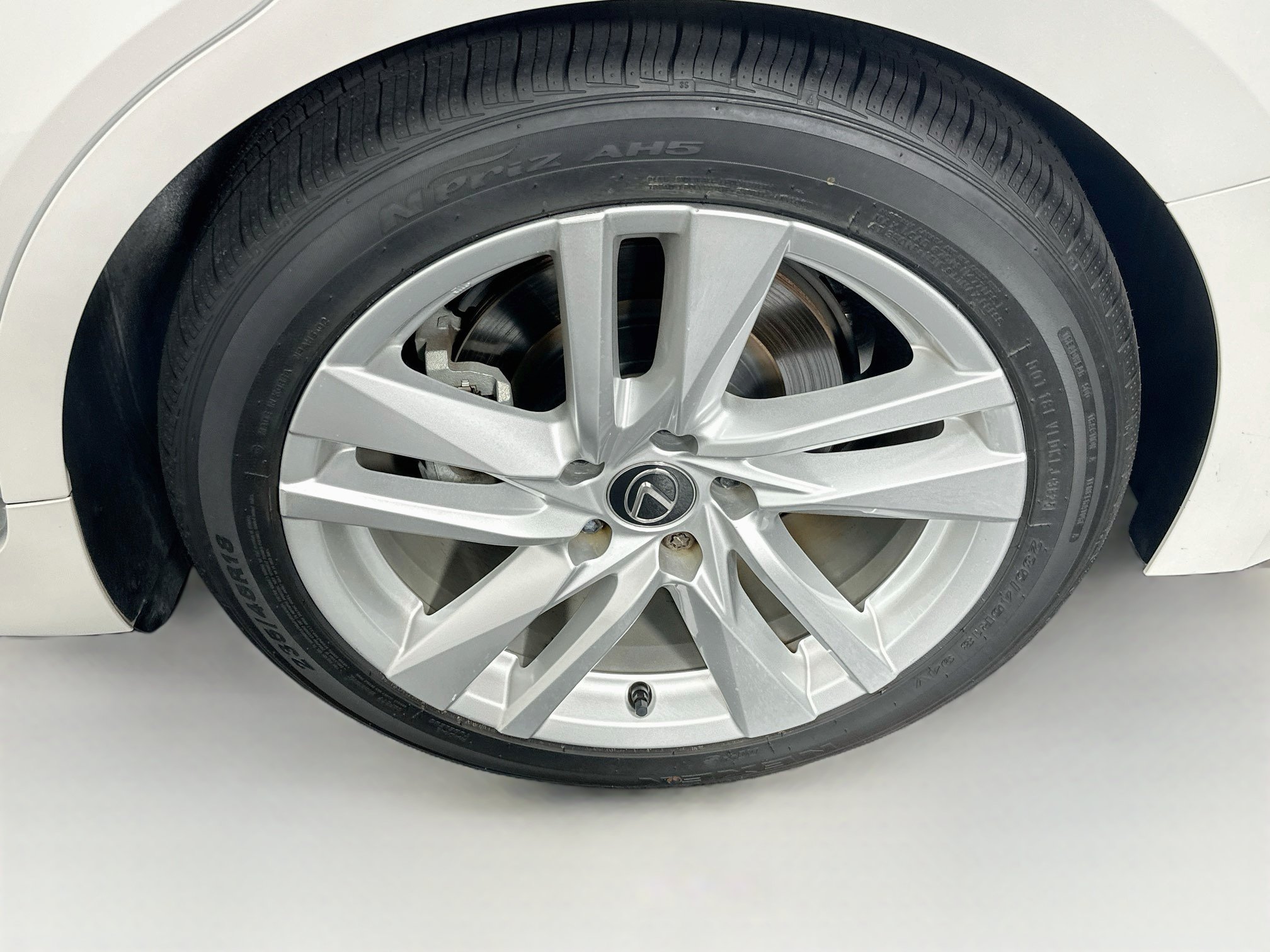 Used 2024 Lexus IS 300 w/ Comfort Package RWD image 11