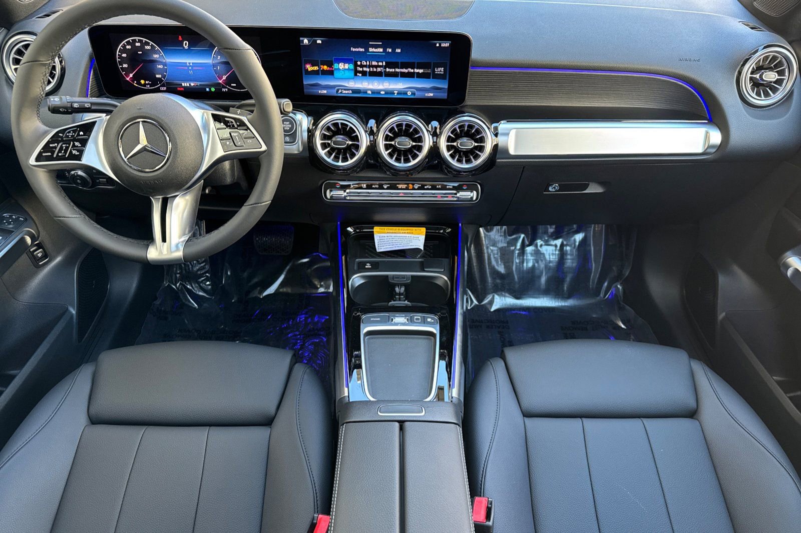 New 2026 Mercedes-Benz GLB 250 image 3