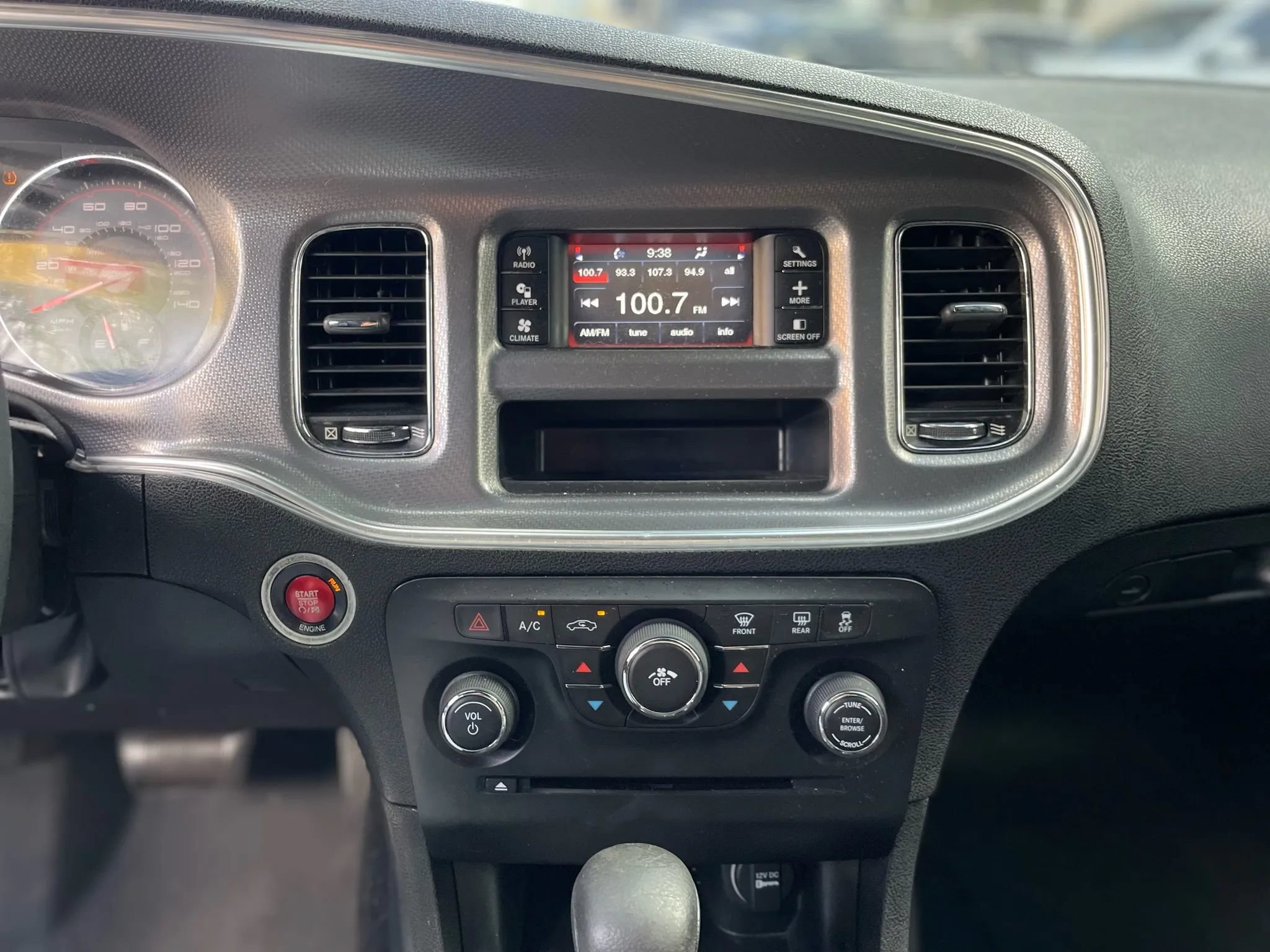 Used 2013 Dodge Charger SE RWD image 19