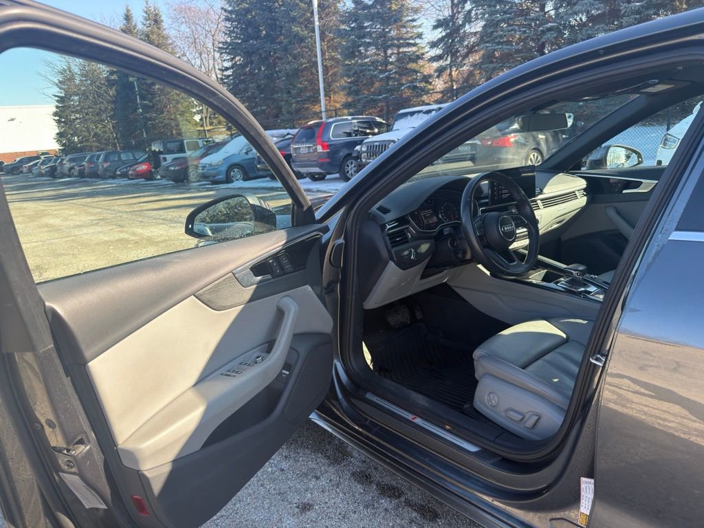 Used 2021 Audi A4 2.0T Premium w/ Convenience Package image 10