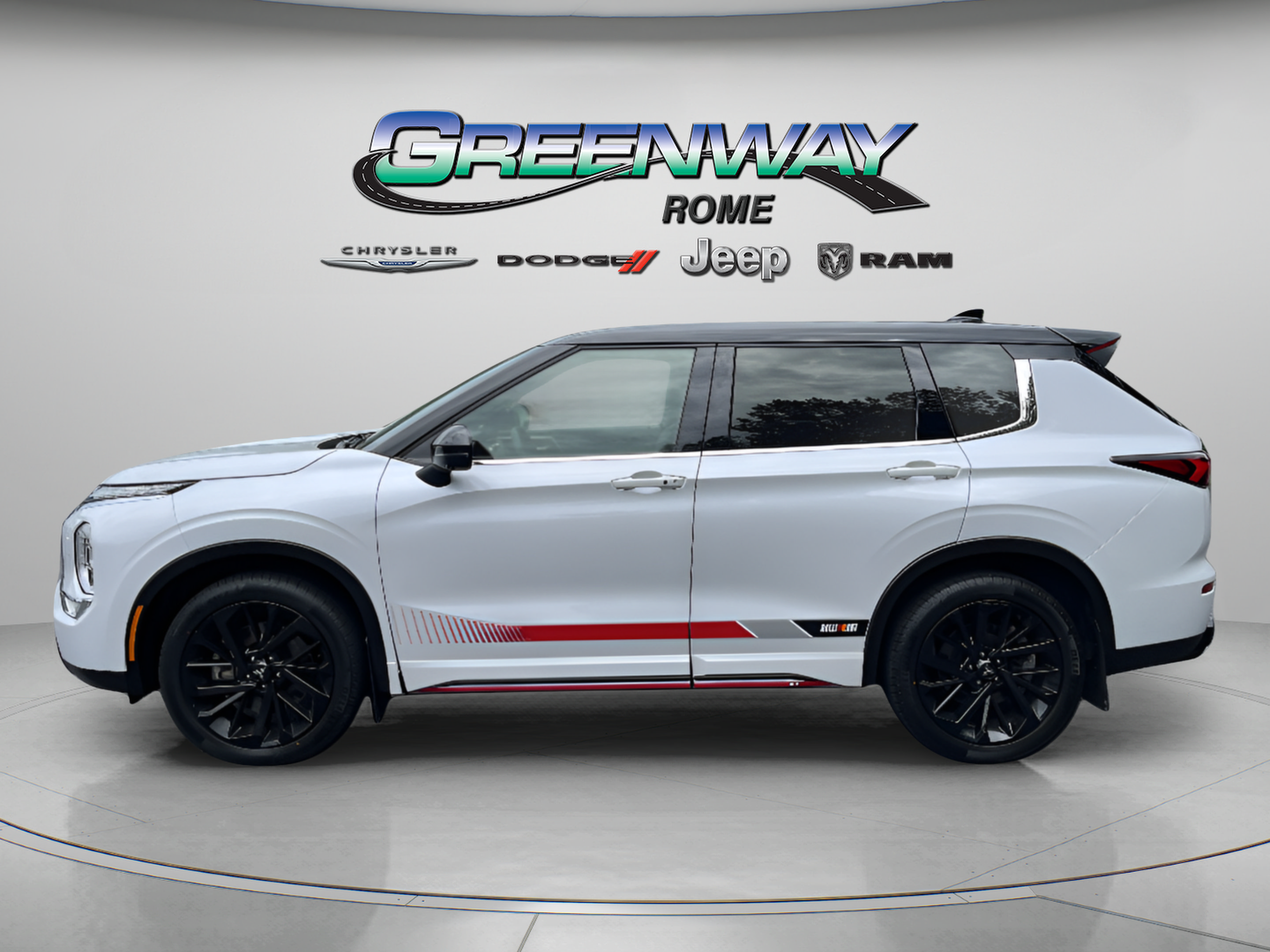 Used 2024 Mitsubishi Outlander Ralliart AWD/4WD image 4