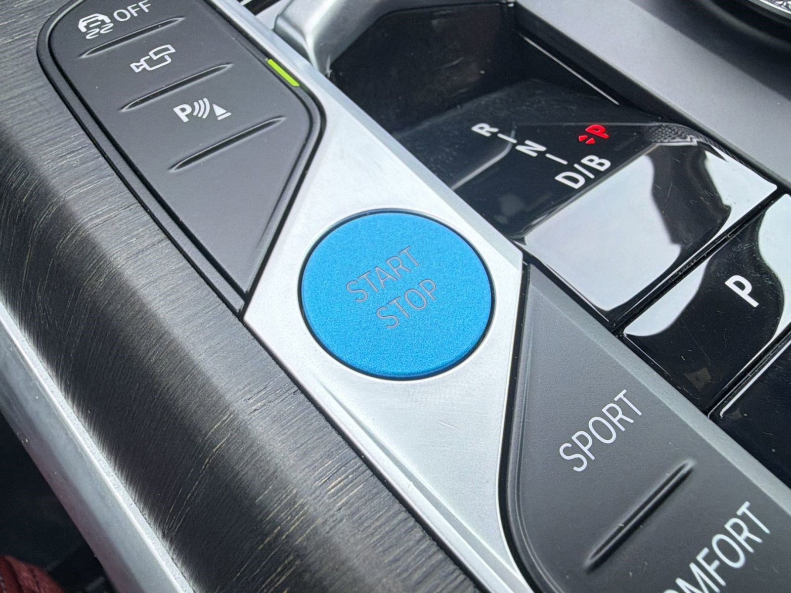 Certified 2023 BMW i4 eDrive35 image 17