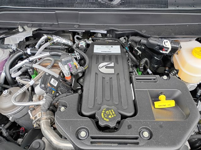 New 2026 RAM 3500 Big Horn AWD/4WD image 24