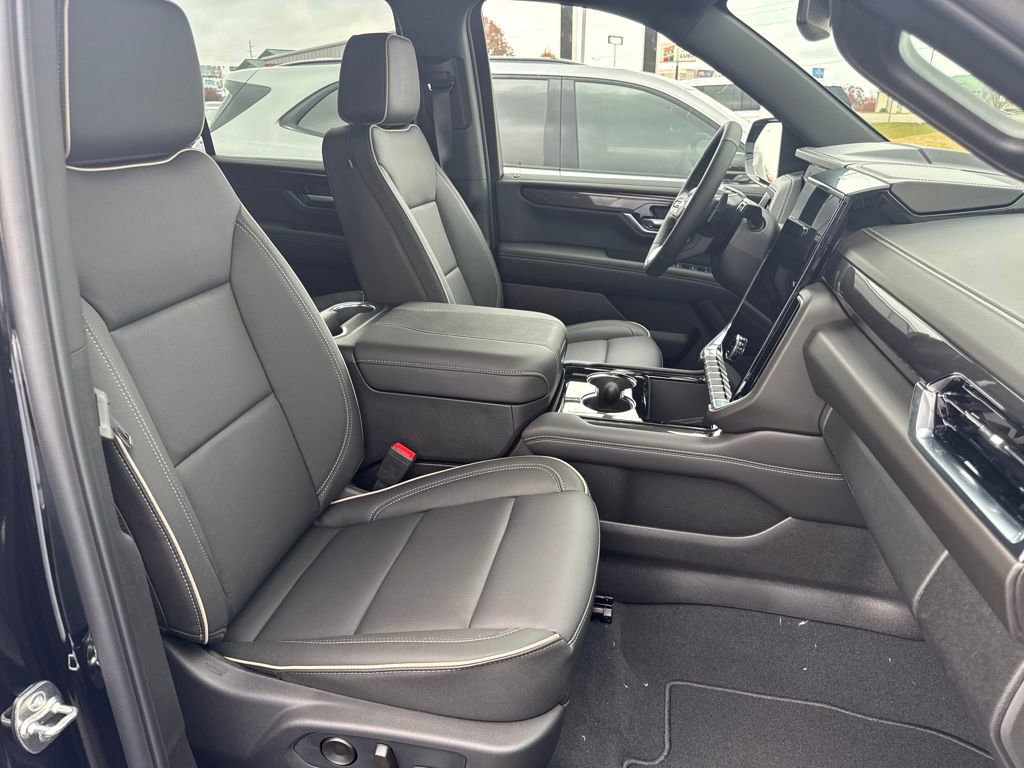 New 2026 GMC Yukon XL Elevation image 5