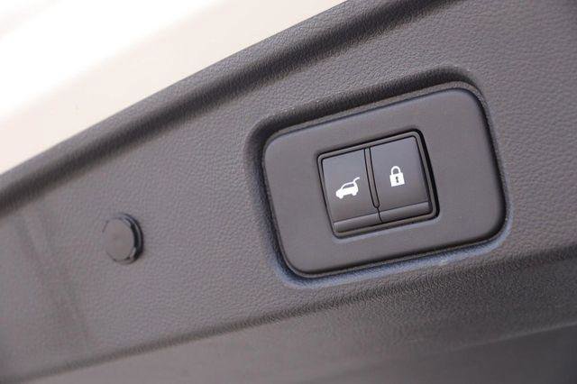 Used 2024 Nissan Pathfinder SL w/ SL Premium Package image 8