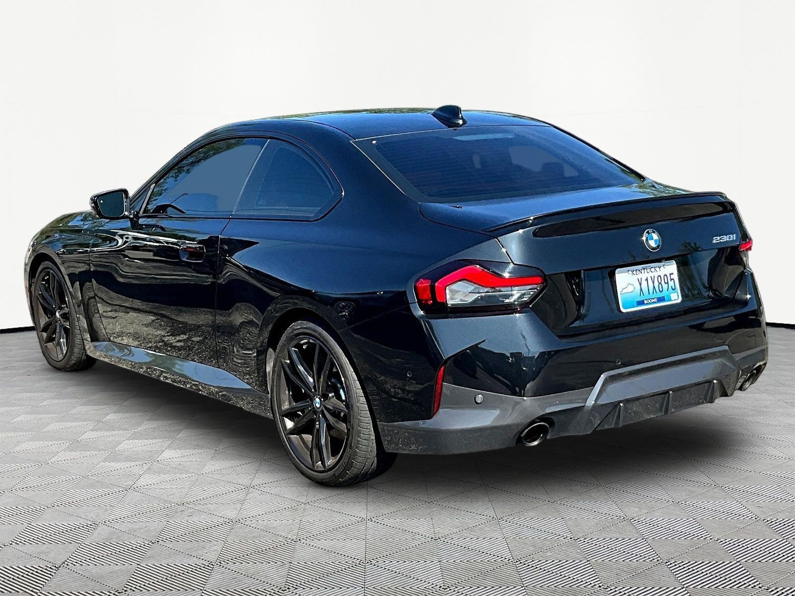 Used 2022 BMW 230i Coupe w/ Premium Package 2 RWD image 4