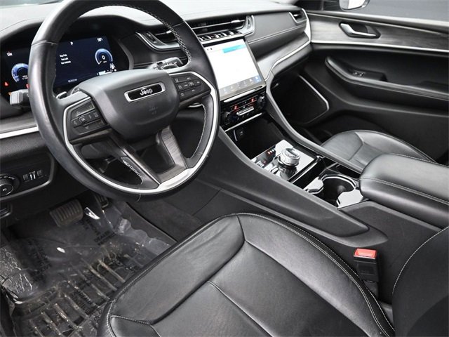 Used 2022 Jeep Grand Cherokee L Limited image 18