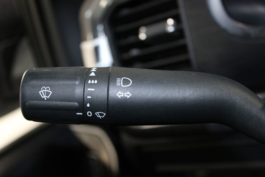 Used 2024 Ford F150 STX image 38