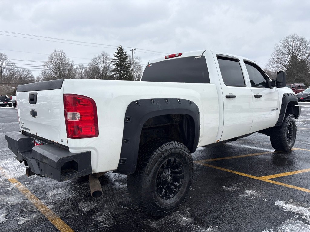 Used 2014 Chevrolet Silverado 2500 LT w/ Suspension Package, Off-Road image 6