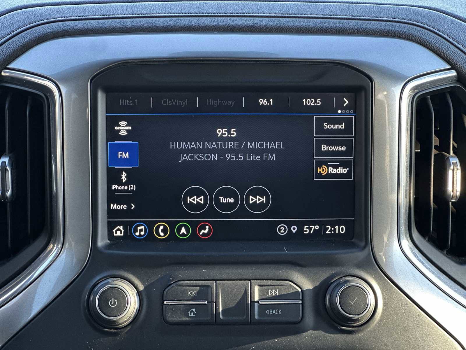 Used 2021 Chevrolet Silverado 3500 LTZ w/ LTZ Convenience Package image 12