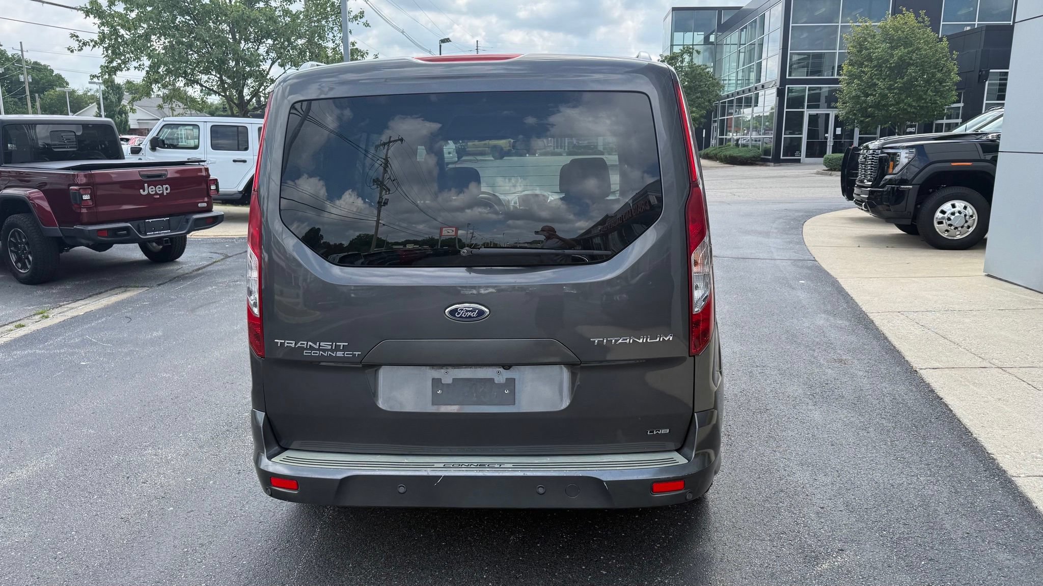 Used 2016 Ford Transit Connect Titanium FWD image 9