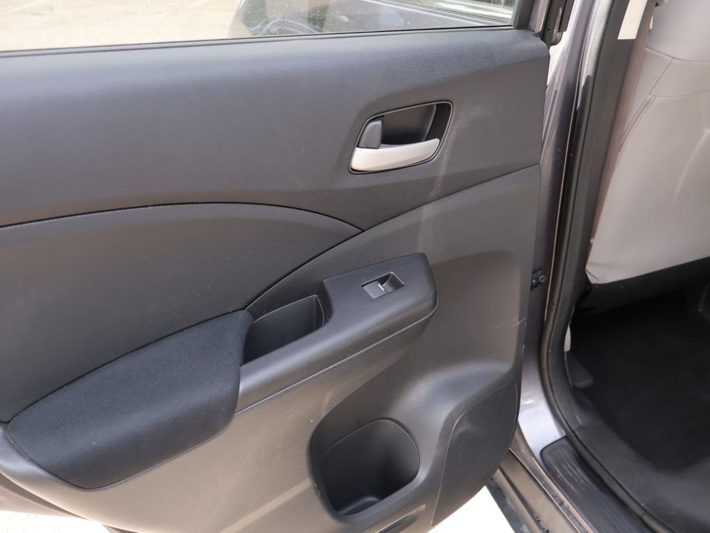 Used 2016 Honda CR-V SE image 9