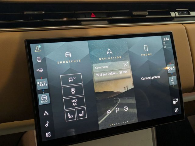 Used 2025 Land Rover Range Rover SV image 15