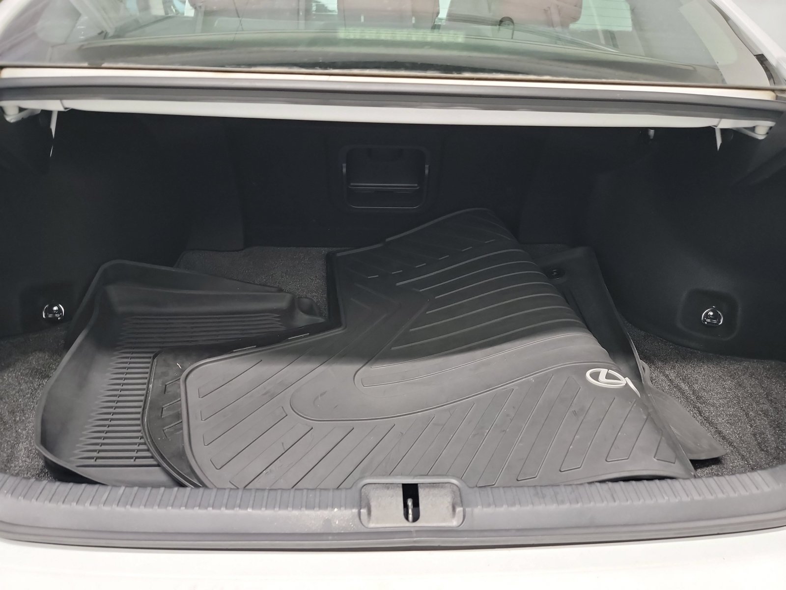 Used 2021 Lexus ES 350 F Sport w/ Accessory Package 2 FWD image 26