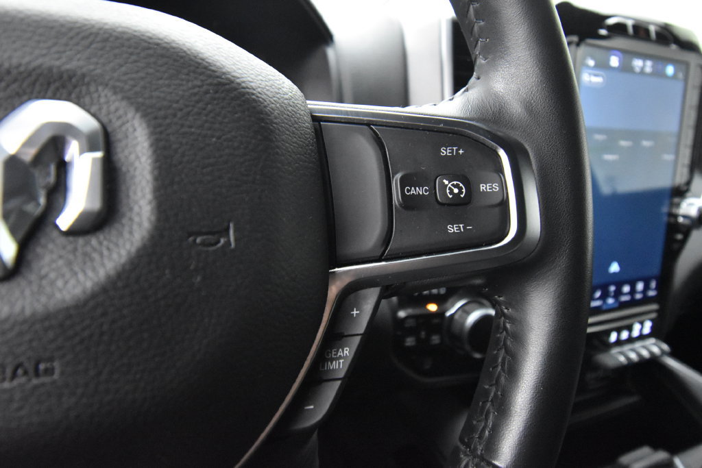 Used 2024 RAM 1500 Big Horn AWD/4WD image 30