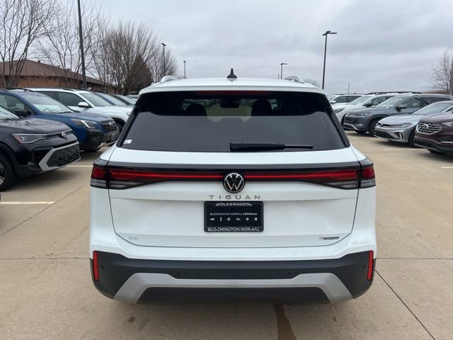 New 2026 Volkswagen Tiguan SE image 5