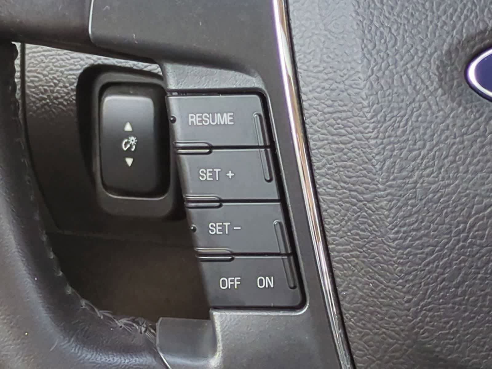 Used 2011 Ford Taurus SEL w/ 201A Rapid Spec Order Code FWD image 25