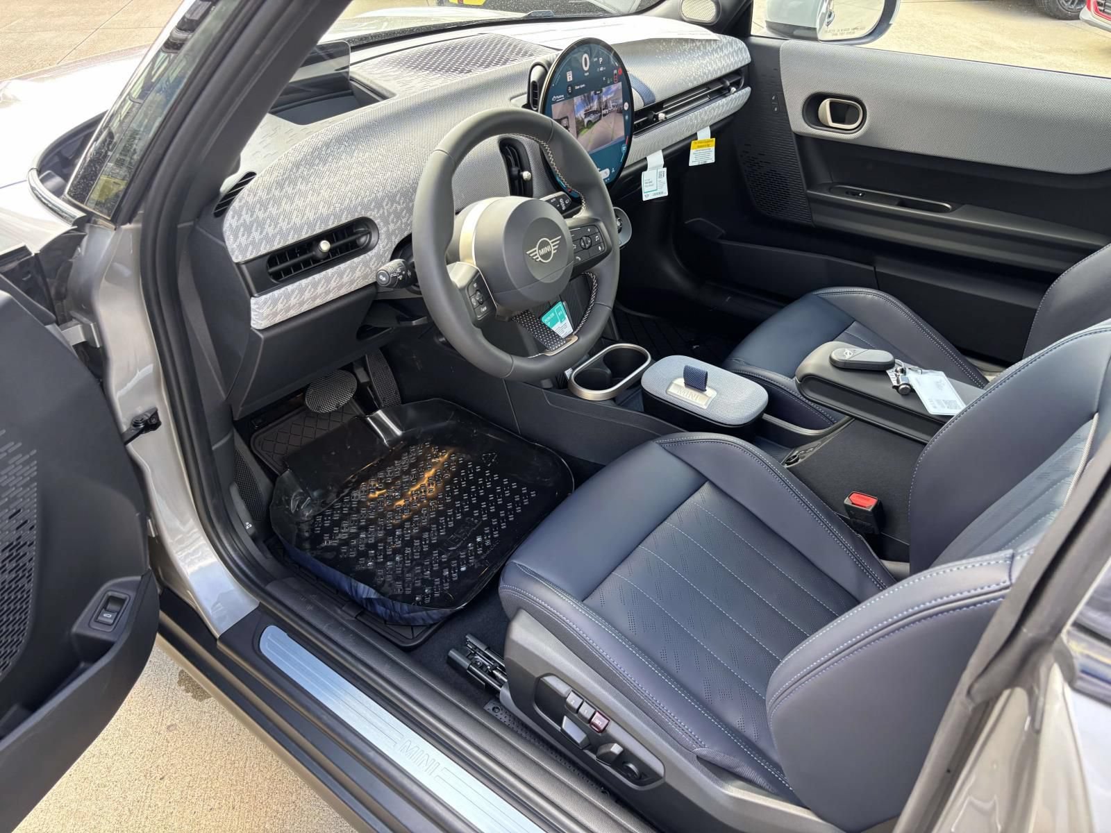 New 2026 MINI Cooper 2-Door Hardtop FWD image 24