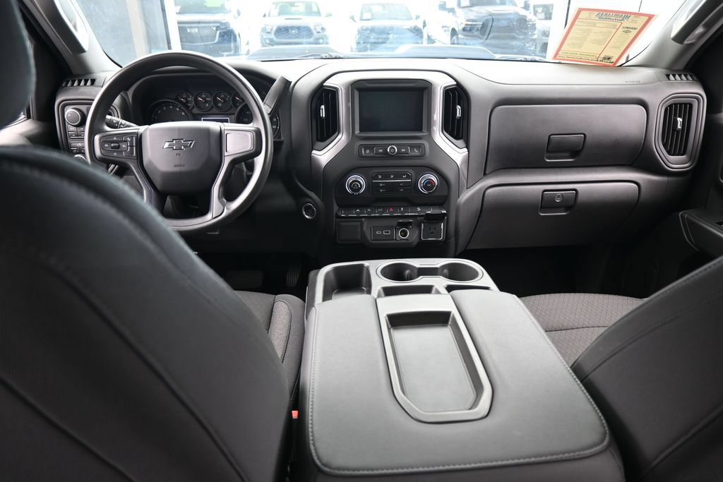 Used 2024 Chevrolet Silverado 1500 Custom Trail Boss AWD/4WD image 40