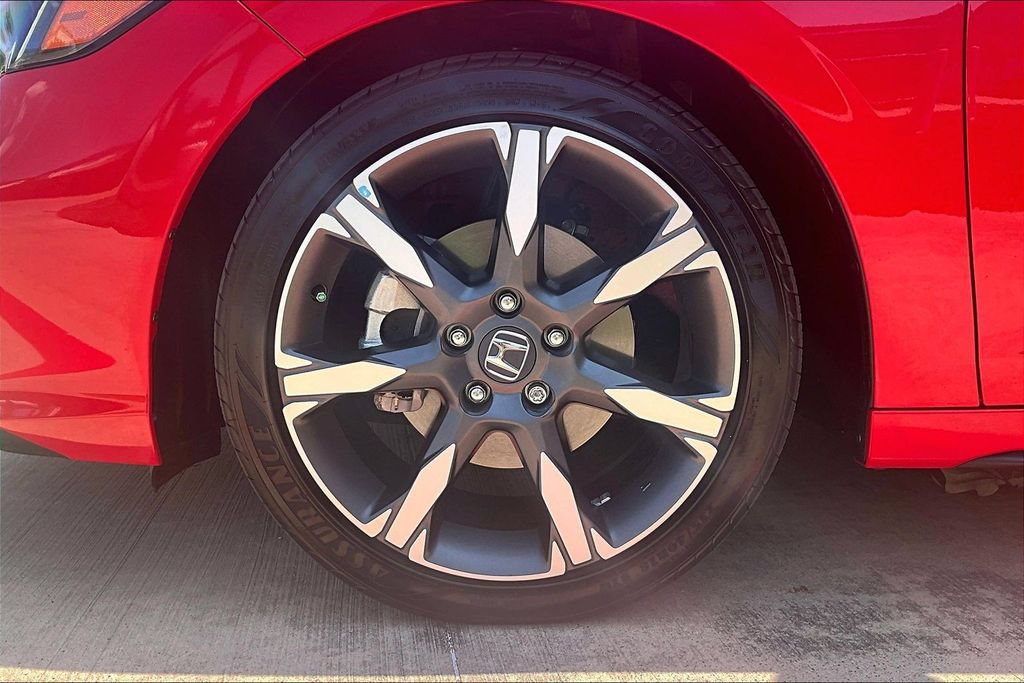 Used 2025 Honda Civic Sport Touring image 11