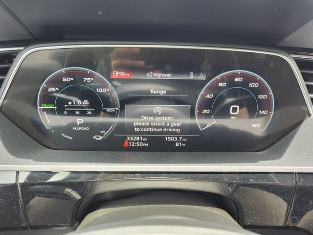 Used 2022 Audi e-tron Premium Plus AWD/4WD image 13