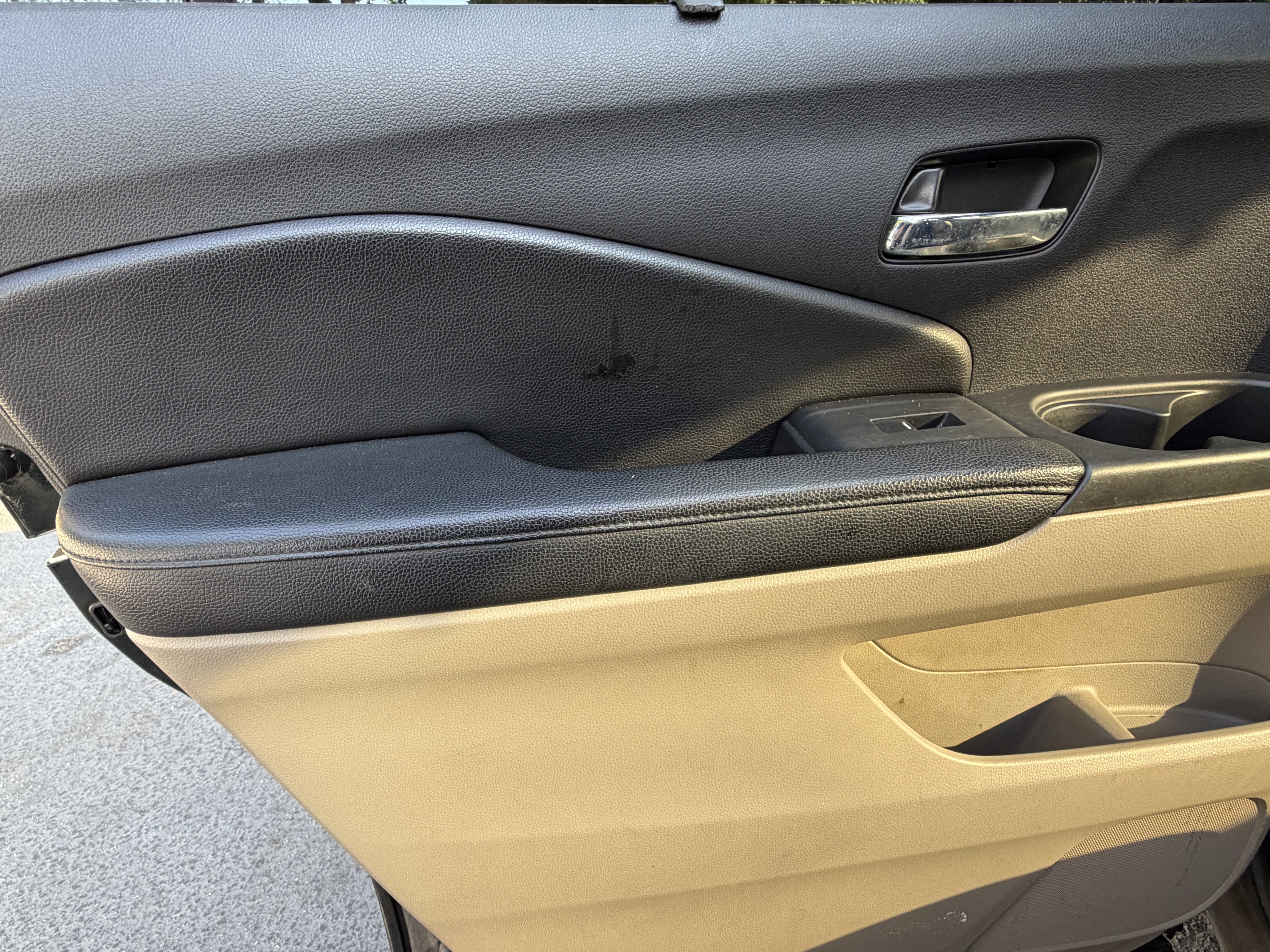 Used 2016 Honda Pilot Touring image 29