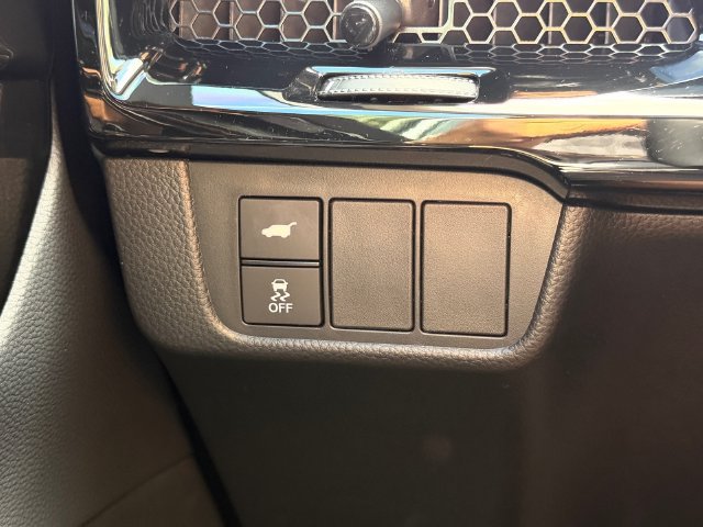 Used 2025 Honda CR-V EX-L image 31