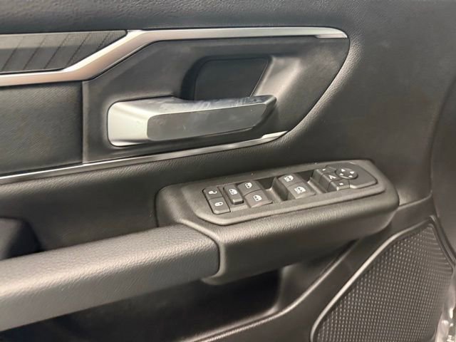 New 2026 RAM 1500 4x4 Crew Cab image 14