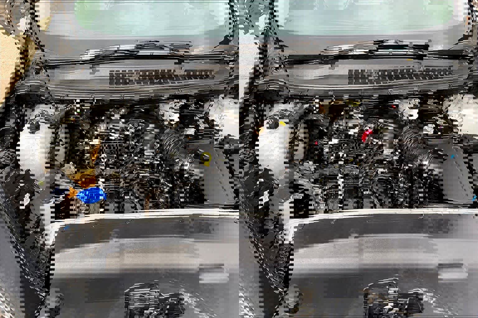 Used 2024 Ford Edge Titanium image 29