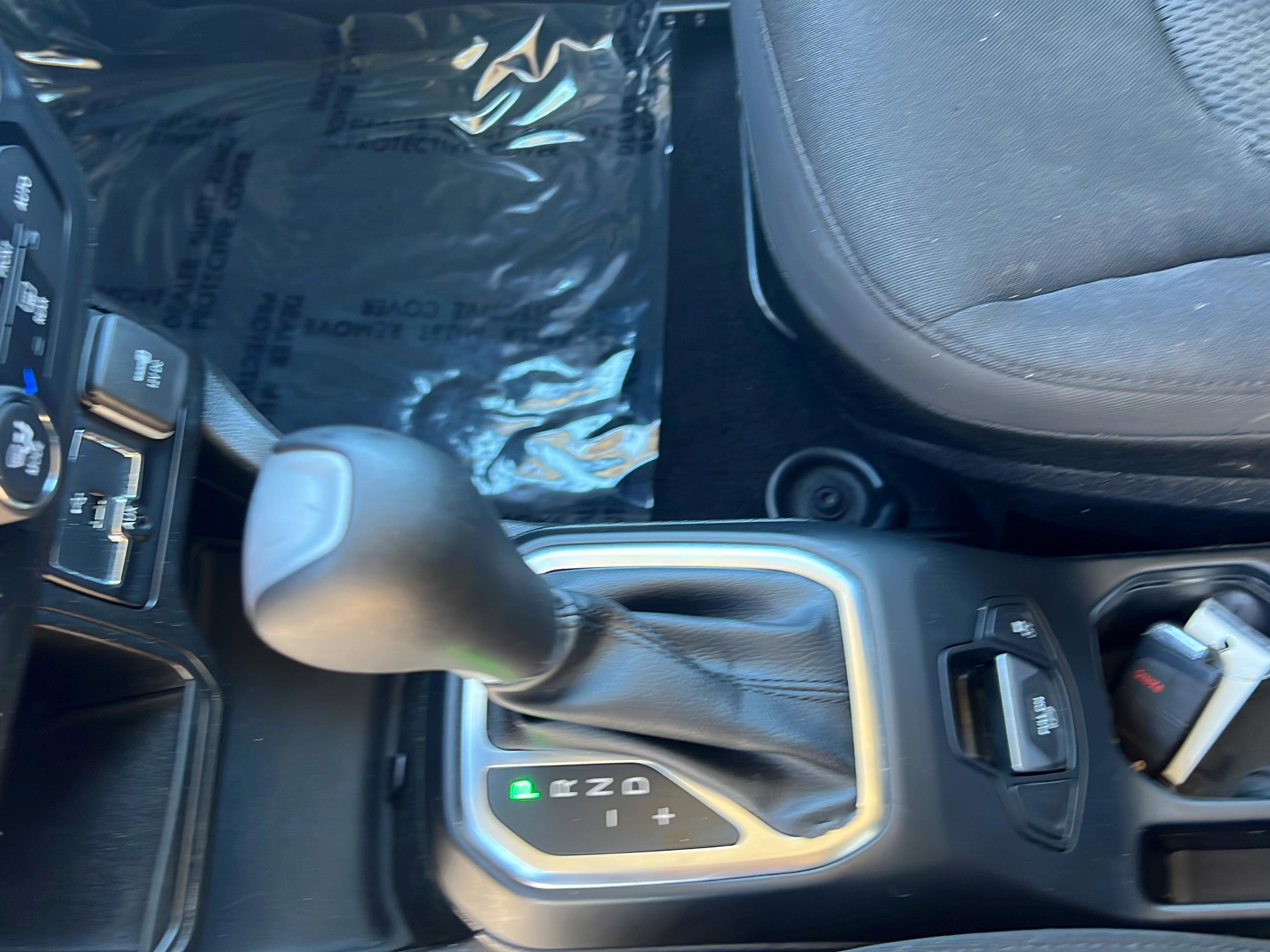 Used 2020 Jeep Renegade Altitude FWD image 17