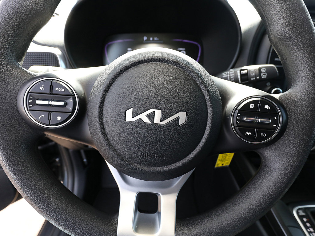 Used 2023 Kia Soul LX w/ Option Group 015 FWD image 16