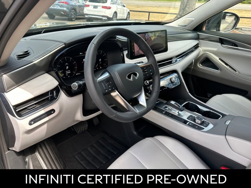 Certified 2026 INFINITI QX60 Luxe w/ Family Package image 18