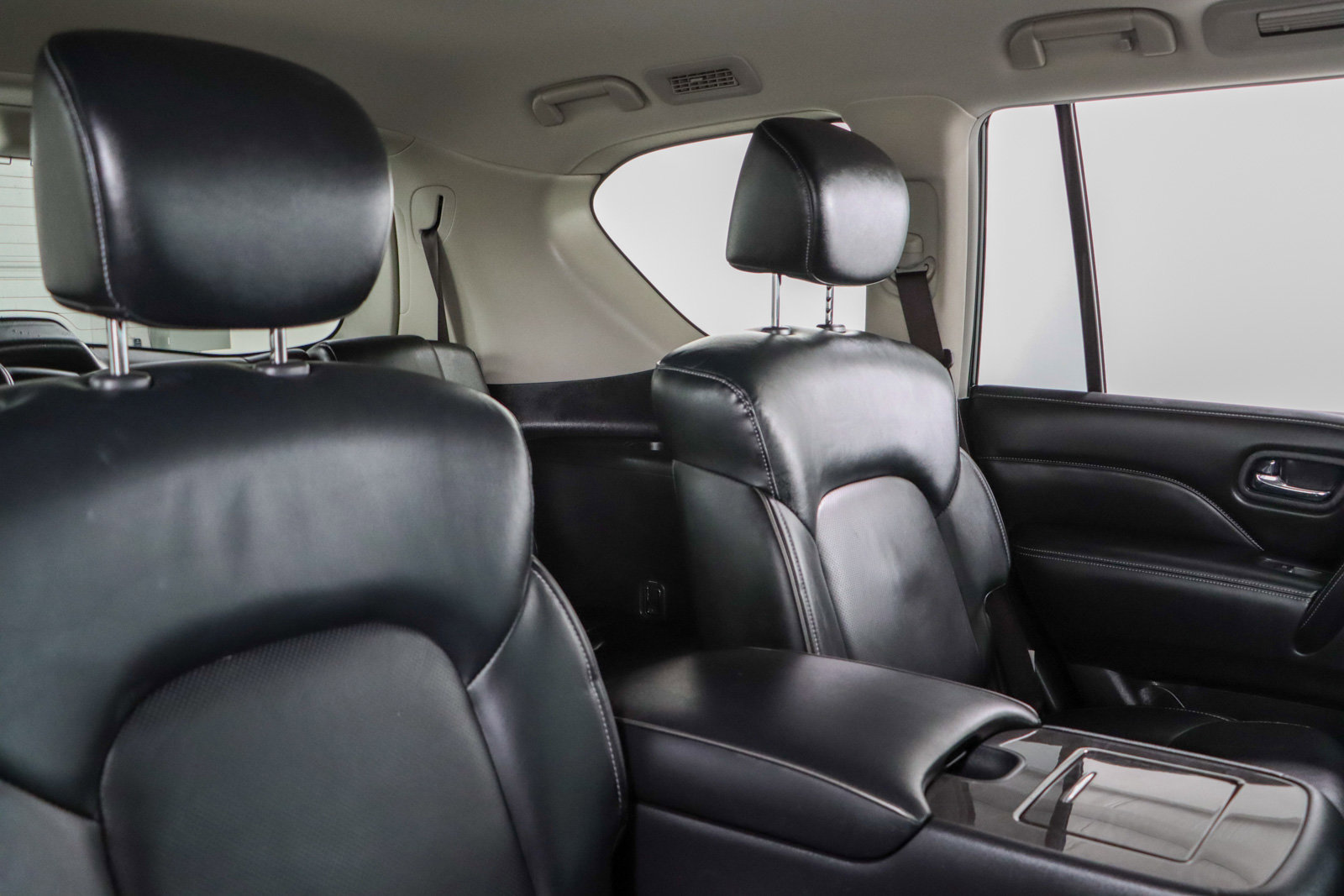 Used 2024 INFINITI QX80 Luxe w/ Cargo Package image 31