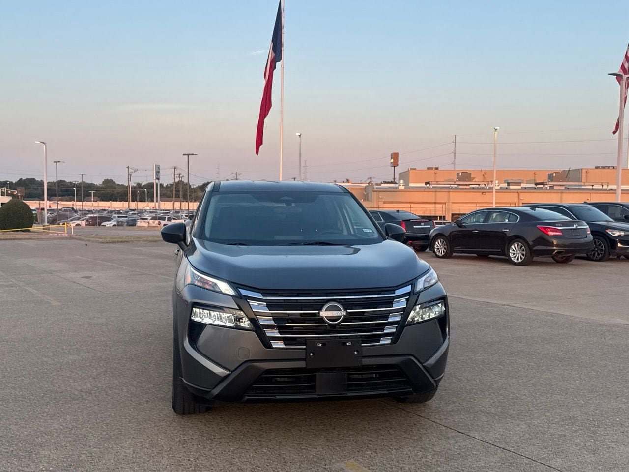 Certified 2024 Nissan Rogue S FWD image 4