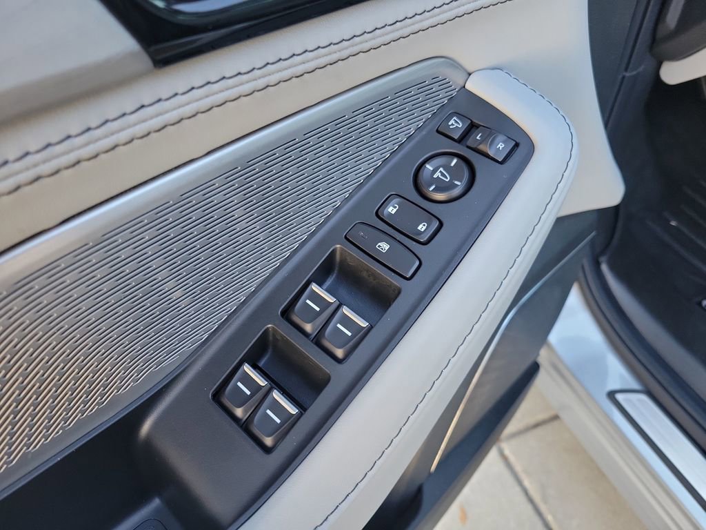 Used 2024 Acura MDX SH-AWD w/ Advance Package image 22