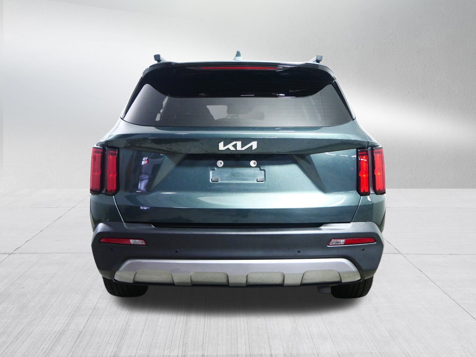 Used 2022 Kia Sorento SX Prestige w/ Rust Color Package image 6