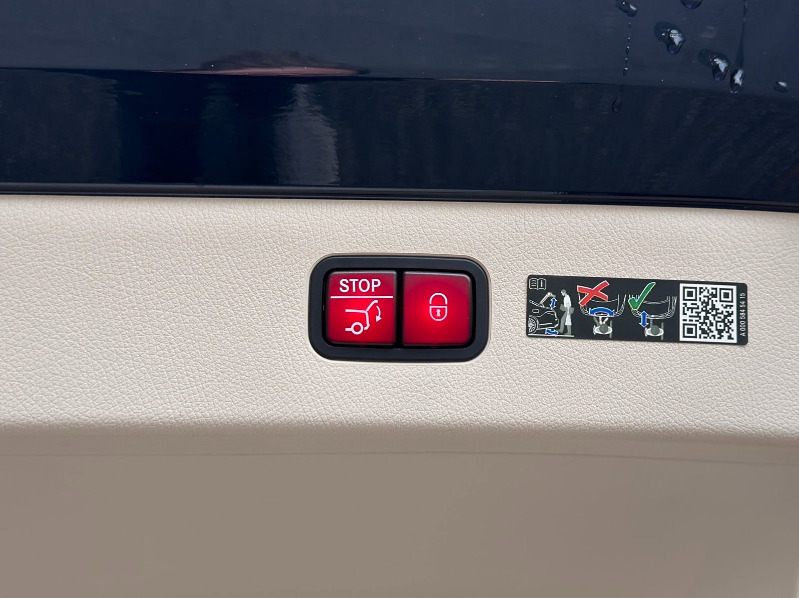 Used 2022 Mercedes-Benz EQS 580 580 image 18