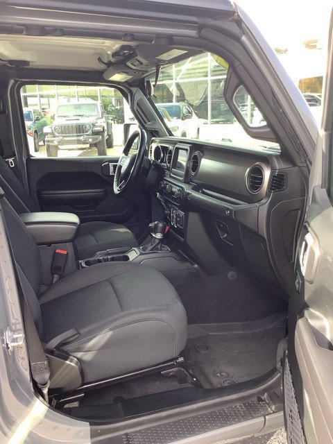 Certified 2021 Jeep Gladiator Sport AWD/4WD image 20