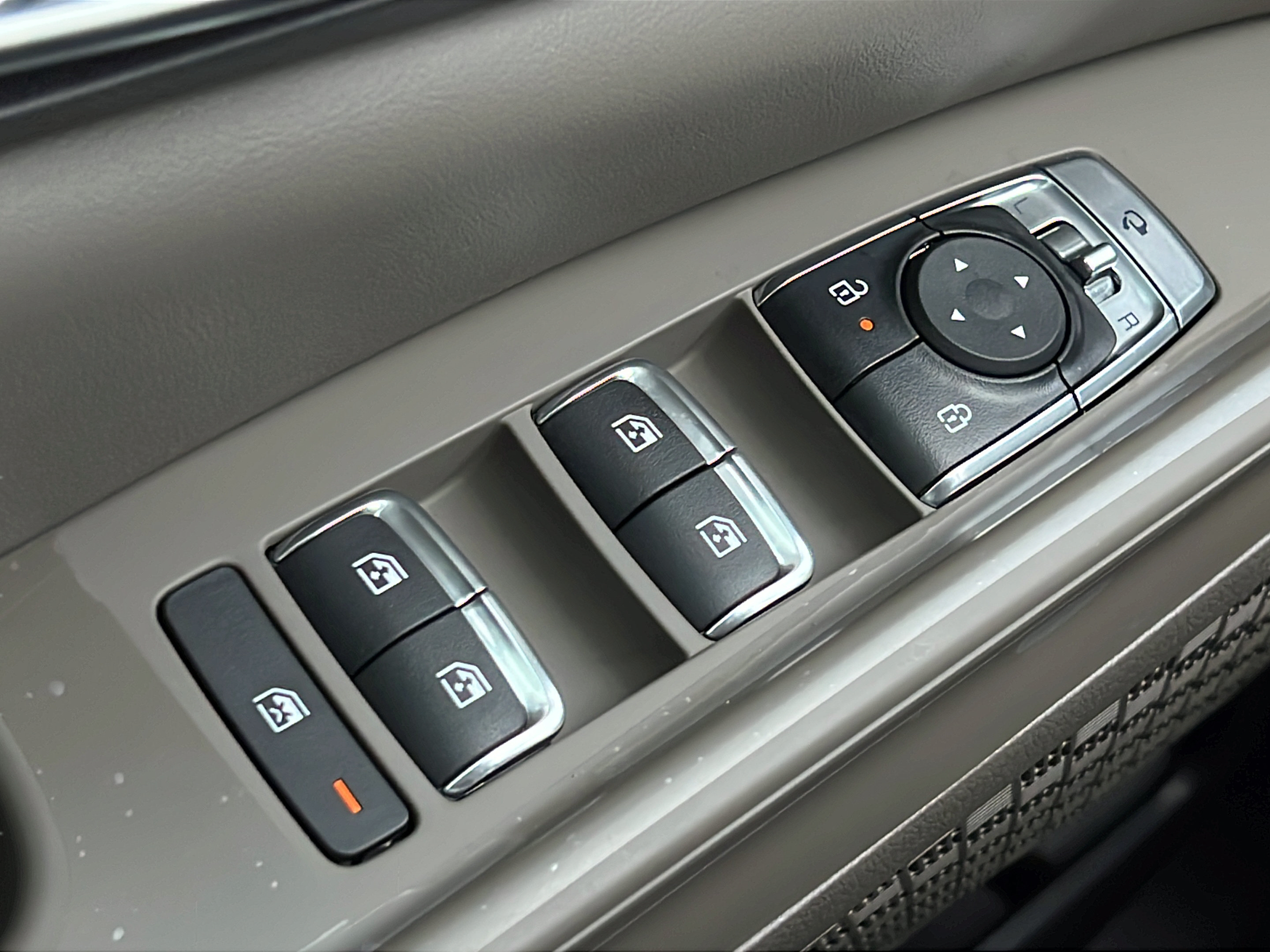 New 2026 Kia Carnival SX FWD image 19