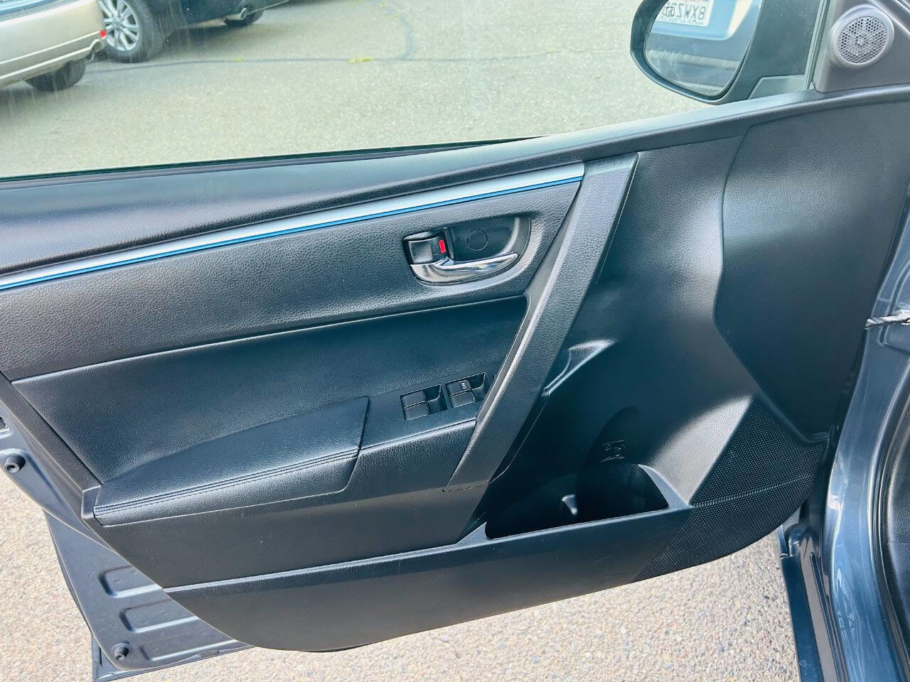 Used 2016 Toyota Corolla S image 22