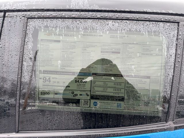 New 2026 Chevrolet Blazer EV LT image 5