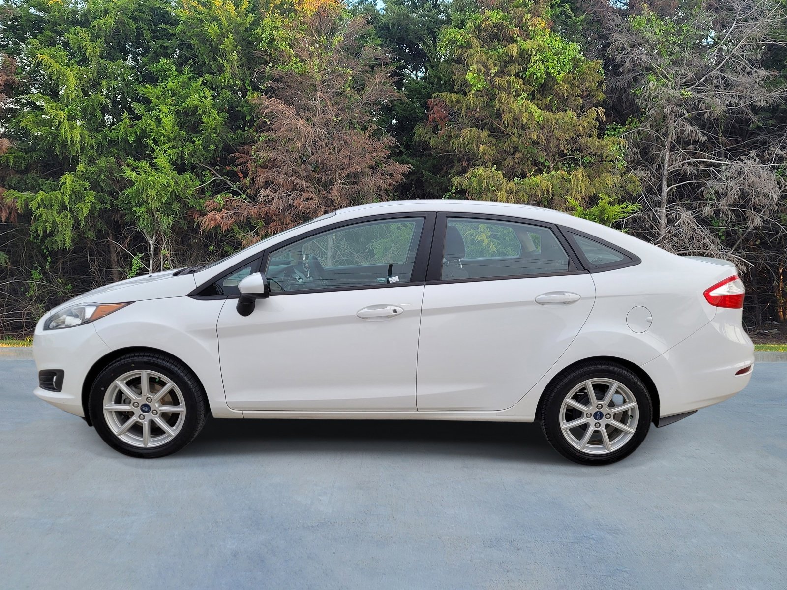 Used 2019 Ford Fiesta SE w/ Equipment Group 201A FWD image 21