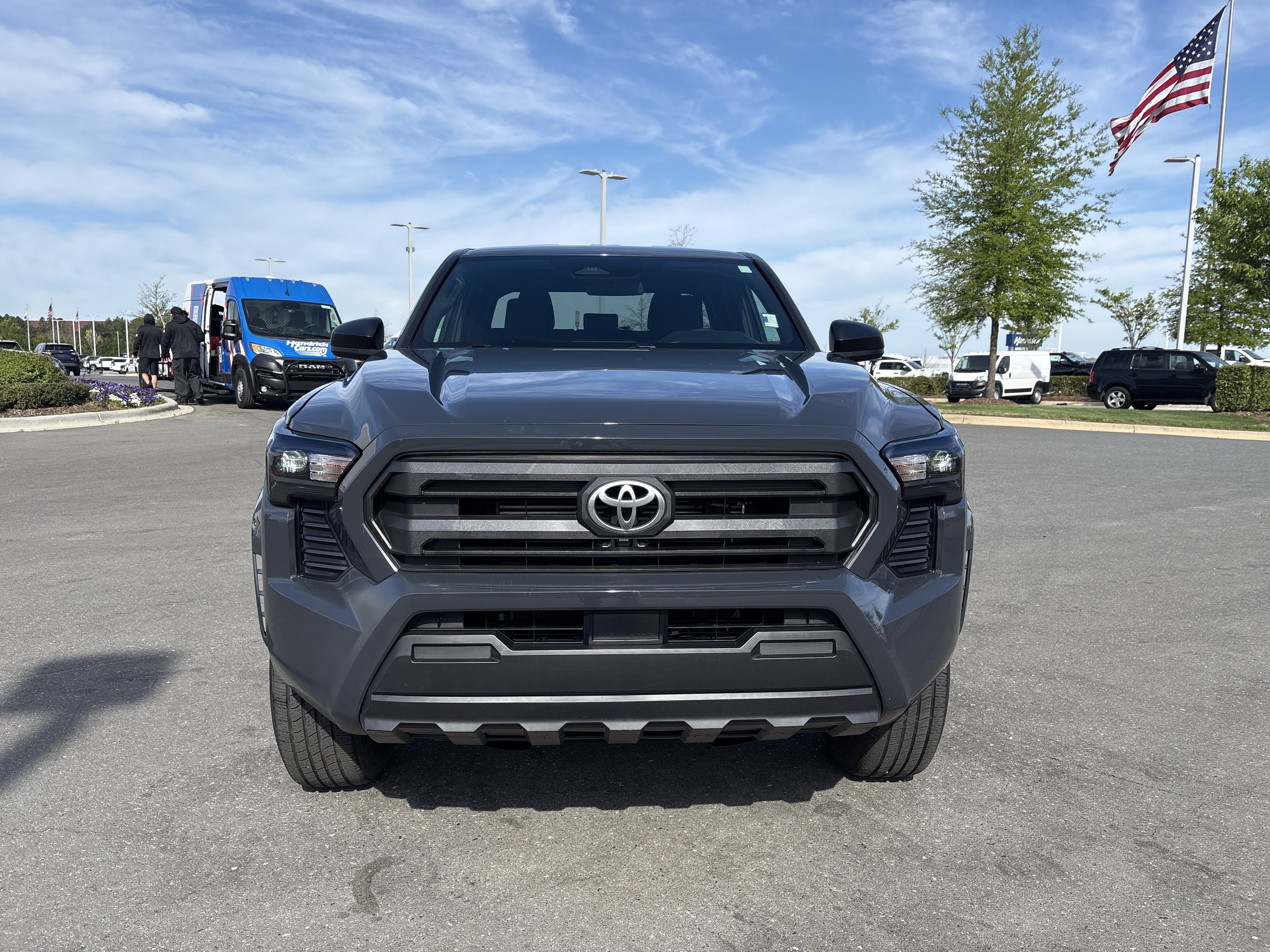 Used 2024 Toyota Tacoma SR image 3