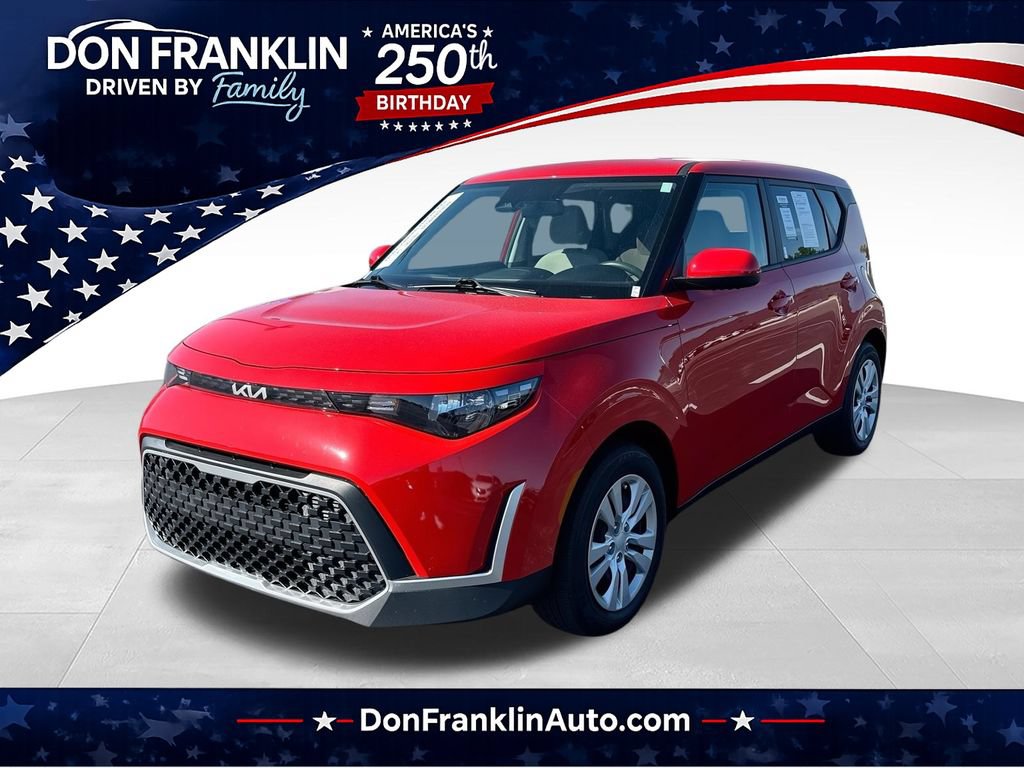 Certified 2025 Kia Soul LX