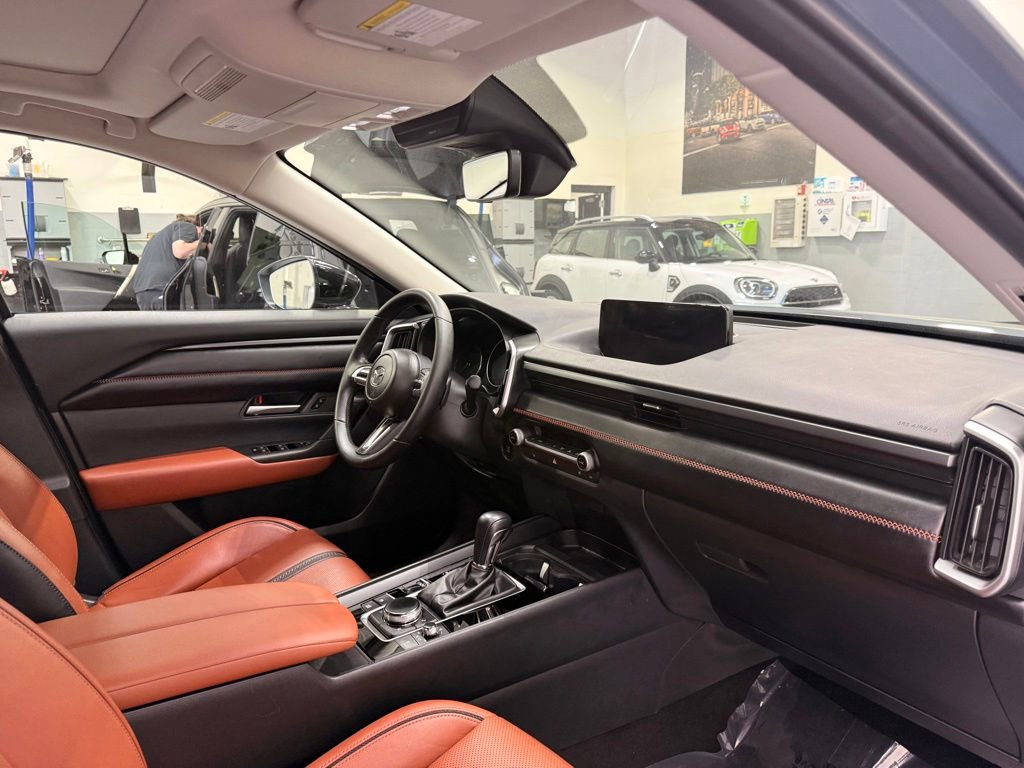 Used 2023 MAZDA CX-50 Meridian Edition w/ Apex Package AWD/4WD image 30