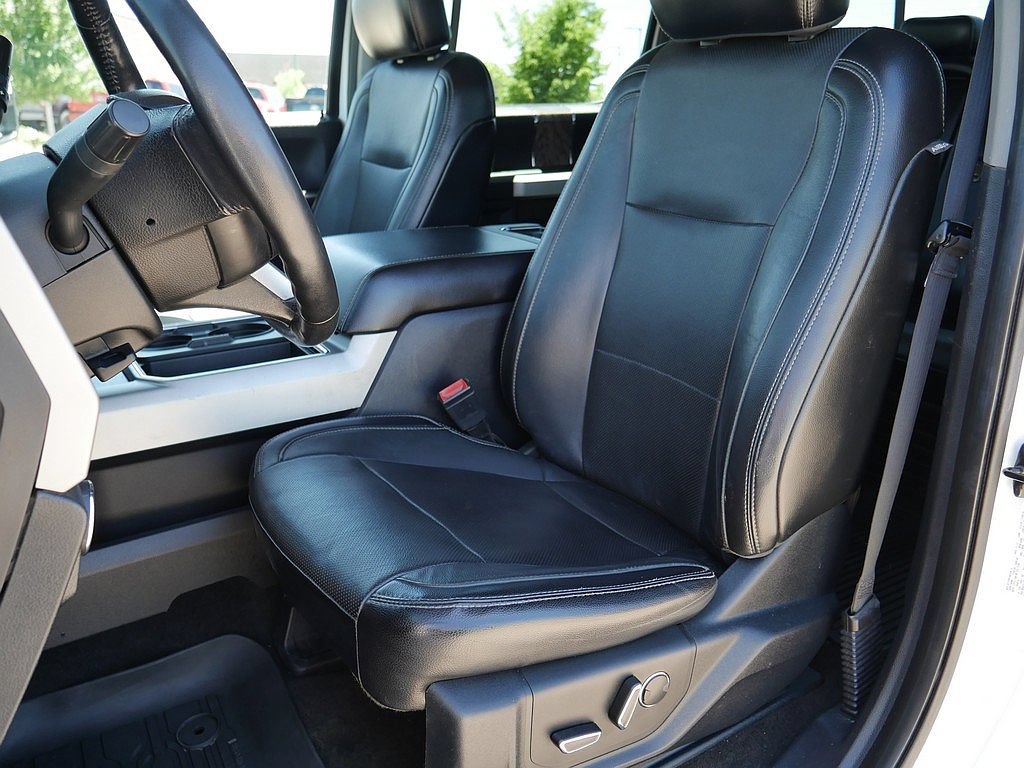 Used 2018 Ford F350 Lariat w/ Chrome Package AWD/4WD image 15