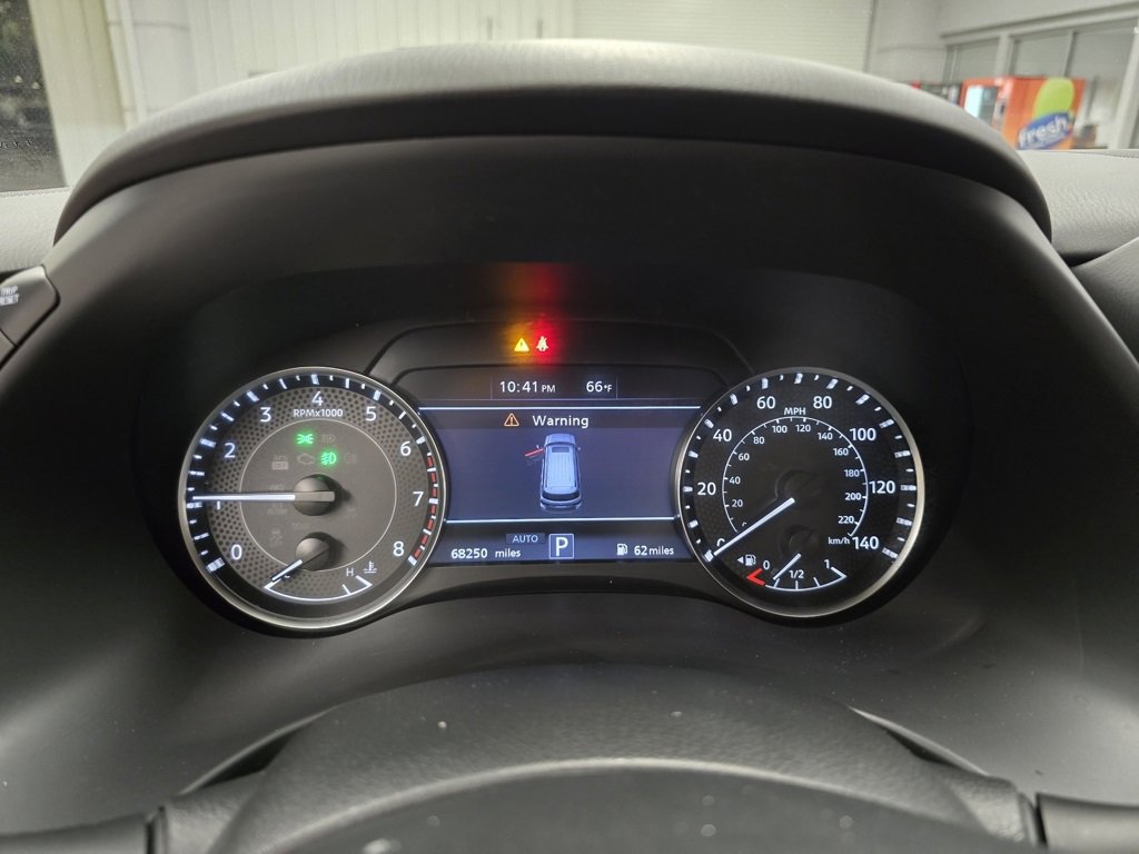 Used 2023 Nissan Armada SL w/ Captain's Chairs Package image 22