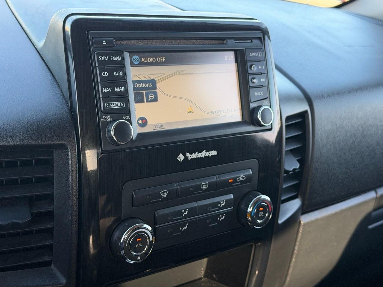 Used 2015 Nissan Titan SV w/ SV Value Truck Package RWD image 23