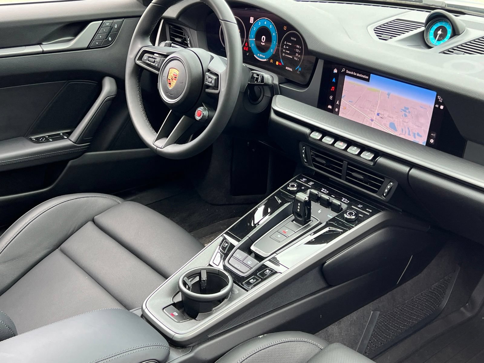 Certified 2025 Porsche 911 Carrera RWD image 17